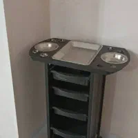 وسایل سالن زیبایی در حد نو|آرایشگاه و سالنهای زیبایی|ایلام, |دیوار