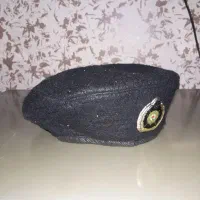 کلاه تکاوری ارتشی با آرم برجسته . ۳۵۰ هزارتومان