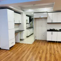 ۱۰۰ متر دو خواب فول امکانات خوش نقشه و تمیز