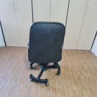 صندلی مدیریتی اداری گردان