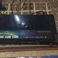 یک دستگاه دی وی دی