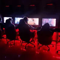 تعمیرات کامپیوتر نصب وینوز و بازی ..