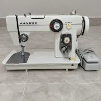 چرخ خیاطی ژانومه 680