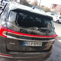 شیشه اتومبیل سجاد ابراهیم نیا