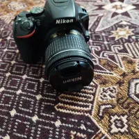 دوربین نیکون۵۶۰۰