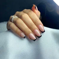 کاشت ناخن و پدیکور درمانی با مناسب ترین قیمت