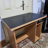 میز کامپیوتر