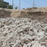 ماسه دریاو سنگ ب زیر بنا