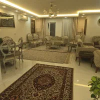 اپارتمان ارگ نفت ۱۴۰بنا ۳۰متر حیاط اختصاصی