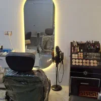 همکاری با افراد حرفه ای ناخنکار،مژه کار