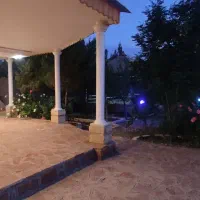 باغ-فروشی-داخل-مجموعه-بهارستان