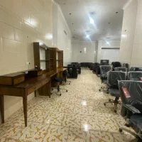 صندلی و کتابخانه تحریر