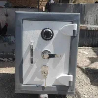 گاوصندوق نسور ایران کاوه کاوه