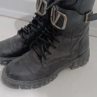 نیم بوت  در  حد نو