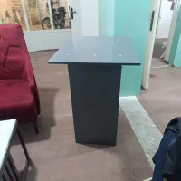 میز MDF طوسی در حد نو، سفارشی و محکم|میز تلویزیون|تهران, آهنگران (سراسیاب دولاب)|دیوار