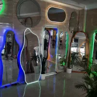 دنیای اینه،قدی