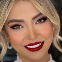 میکاپ و شنیون محفلی وعروس|خدمات آرایشگری و زیبایی|خرم‌آباد, |دیوار