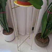 پایه گلدان