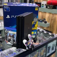 PS4 Pro کامل و تمیز همراه پایه شارژ دسته