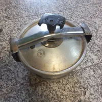 دیگ زود پز
