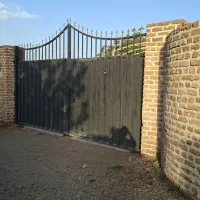 ۶۵۰ متر باغ کردان‌کوهسار