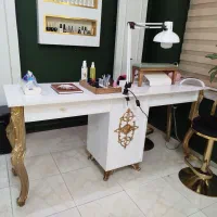 صندلی جک دار و میز ناخن