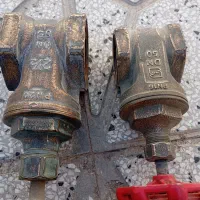 دو عدد شیر|مصالح و تجهیزات ساختمان|نیشابور, گنبد سبز|دیوار