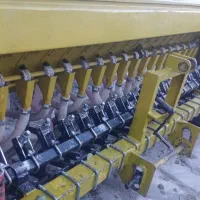 بذر‌پاش‌19ردیفه