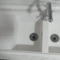 فروش سینک دوقولو سفید گرانیتی درحد نو|مصالح و تجهیزات ساختمان|شهرضا, |دیوار