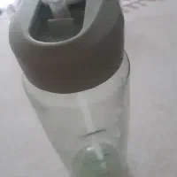 بطری و ظرف غذای مدرسه