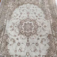 دو عدد فرش ۹ متری