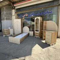 تخت نوجوان گلوریا