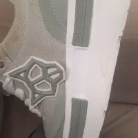 کفش  اسپرت  سایز  ۴۰|کیف، کفش، کمربند|برخوار, |دیوار