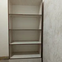 کتابخانه سالم و در حد نو