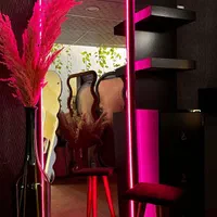 ست آینه قدی ایستاده نور نئون و کنسول طرح بهار