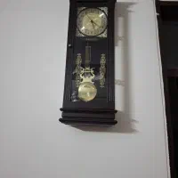 ساعت تمیز و نو