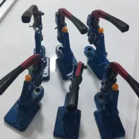 دستگاه پرس دکمه وحلقه تعدادی خرجکار