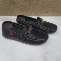 کفش پسرانه،سایز۲۶و۳۵|کیف، کفش، کمربند|رشت, شهرک شهید مفتح|دیوار