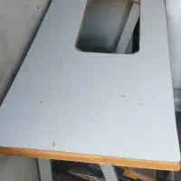 میز چرخ خیاطی سالم و نو