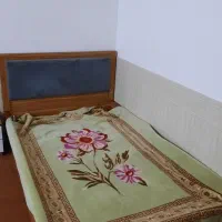 تخت خواب در حد میز تحریر در حد قیمت هم تو توضیحات|تخت و سرویس خواب|آق قلا, |دیوار