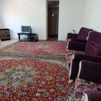 خانه-حیاط-دار-با-وسایل