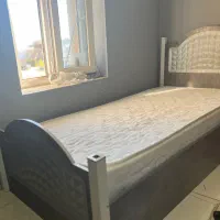 تخت خواب بک نفره همراه با تشک