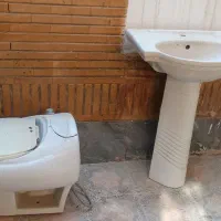 سنگ روشویی و توالت فرنگی