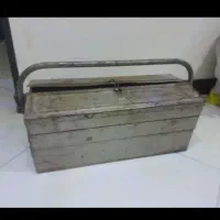 جعبه آچار آهنی