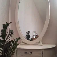 آینه قدی و کنسول