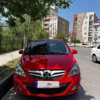 سابرینا بایک به قیمت کوییک اتومات سوار بشید