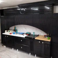 کابینت انزو مشکی مشکی براق دکور نمایشگاه بوده