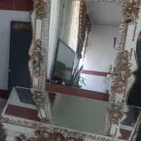 آیینه و کنسول