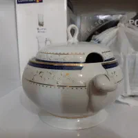 ظروف آشپزخانه و سرو