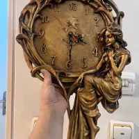 ساعت دیواری